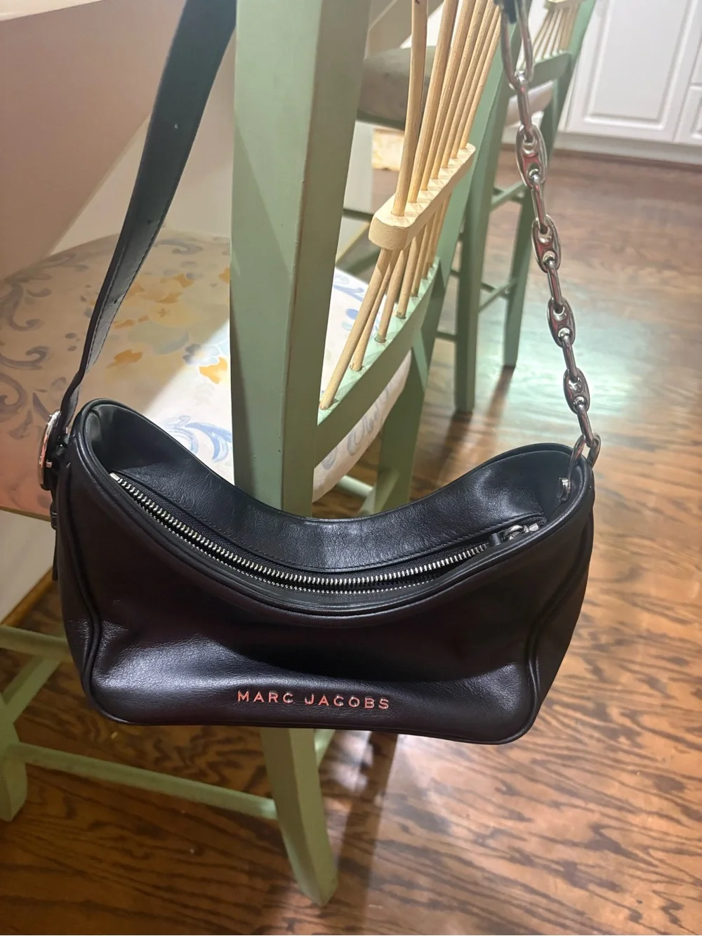 Marc Jacobs sleek black
